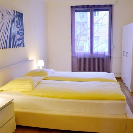 Rent A Home Landskronstrasse - Self Check-In Basel Bilik gambar